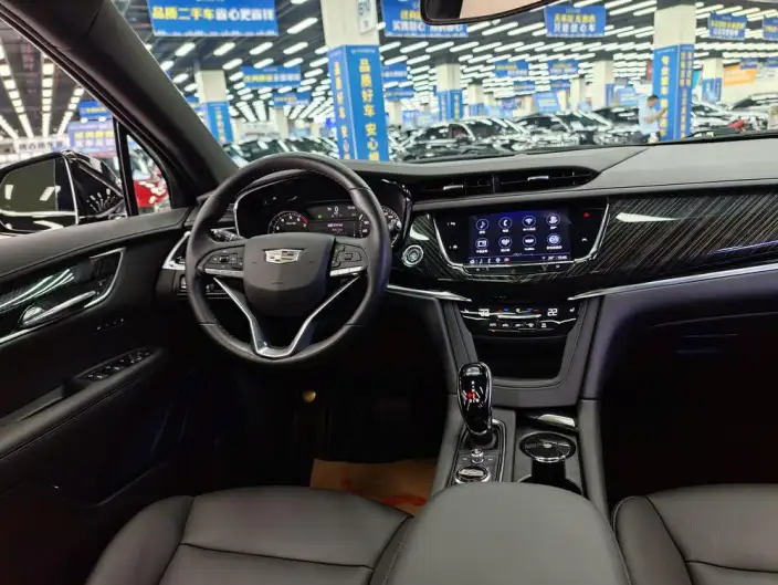 Cadillac XT6 2022 Model 2.0T VI seat 2WD Luxury Model – фото 9