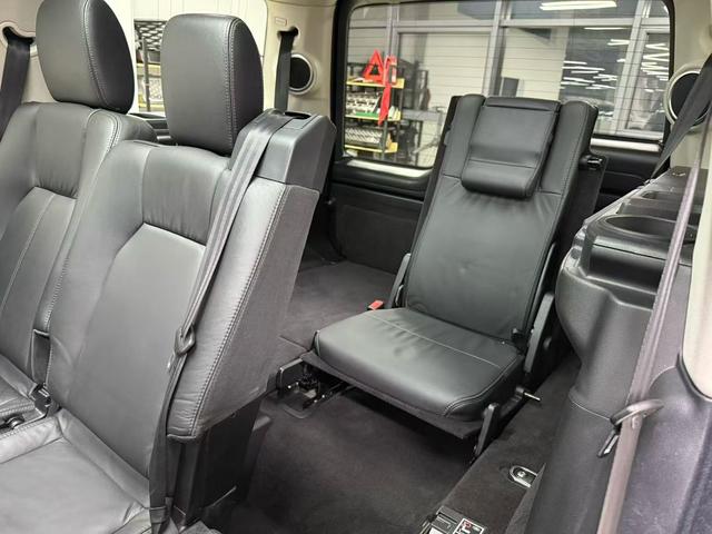 Land Rover Discovery 2015 3.0 V6 SC HSE – фото 6
