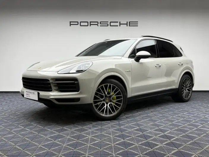 Cayenne E-Hybrid 2021 Model Cayenne E-Hybrid 2.0T – фото 1