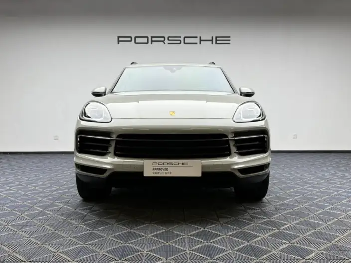Cayenne E-Hybrid 2021 Model Cayenne E-Hybrid 2.0T – фото 2