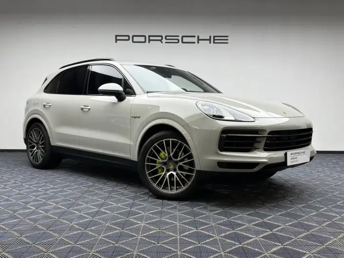 Cayenne E-Hybrid 2021 Model Cayenne E-Hybrid 2.0T – фото 3