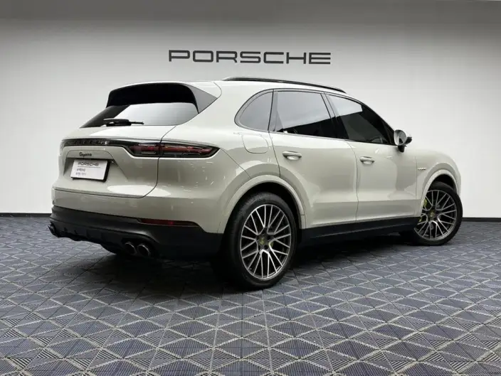 Cayenne E-Hybrid 2021 Model Cayenne E-Hybrid 2.0T – фото 7
