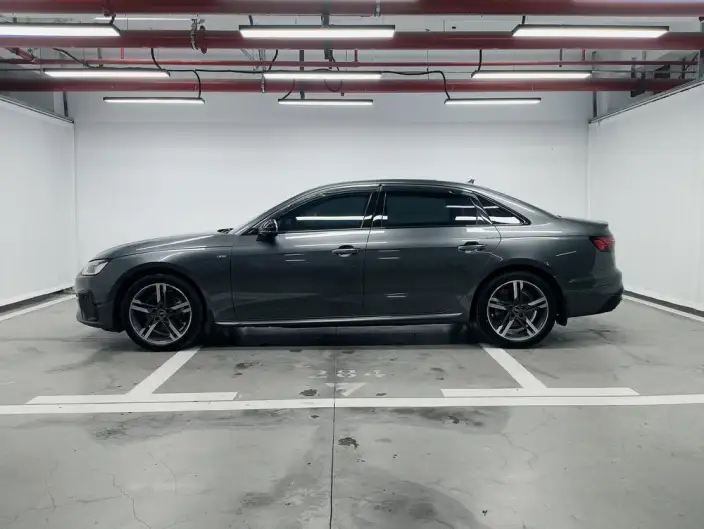 Audi A4 L 2023 Model 40 TFSI Luxury Dynamic Model – фото 4