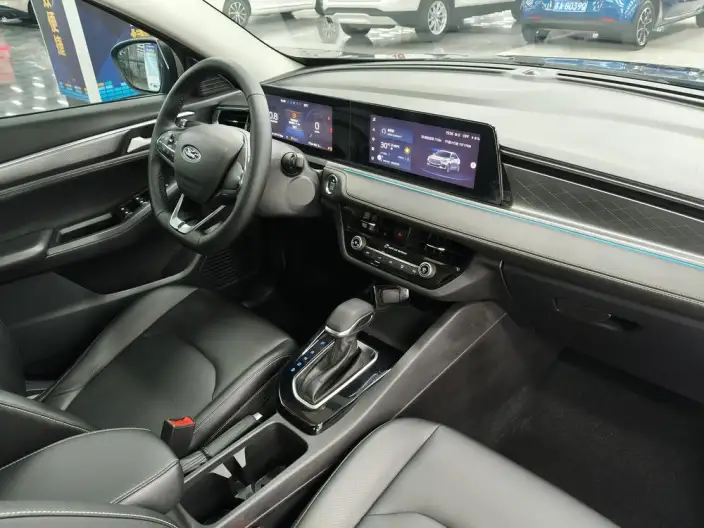 Ford Escort 2021 Model 1.5L Automatic Platinum edition – фото 7