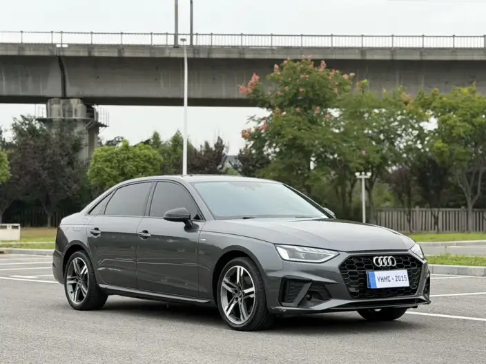 Audi A4 L 2022 Model 40 TFSI Luxury Dynamic Model – фото 3