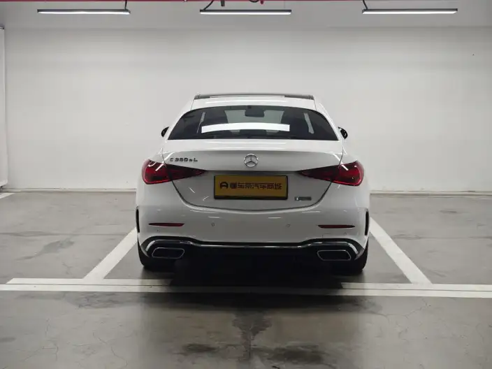 Mercedes-Benz C-Class PHEV 2023 Model C 350 eL – фото 6