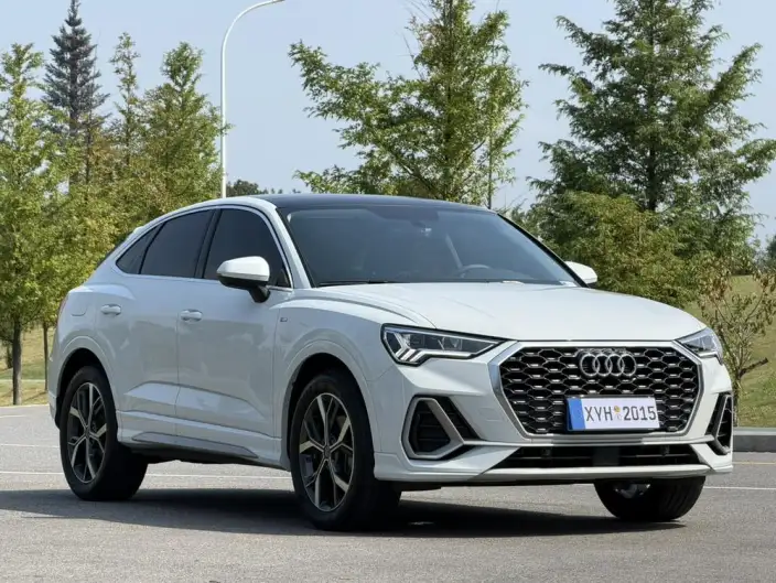 AUDI Q3 Sportback 2020 Model 40 TFSI Fashion Model – фото 3