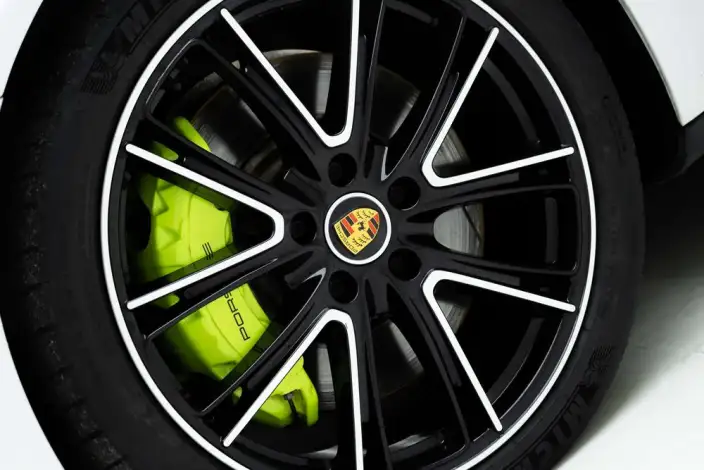 Panamera E-Hybrid 2023 Model Panamera 4 E-Hybrid Platinum edition 2.9T – фото 8