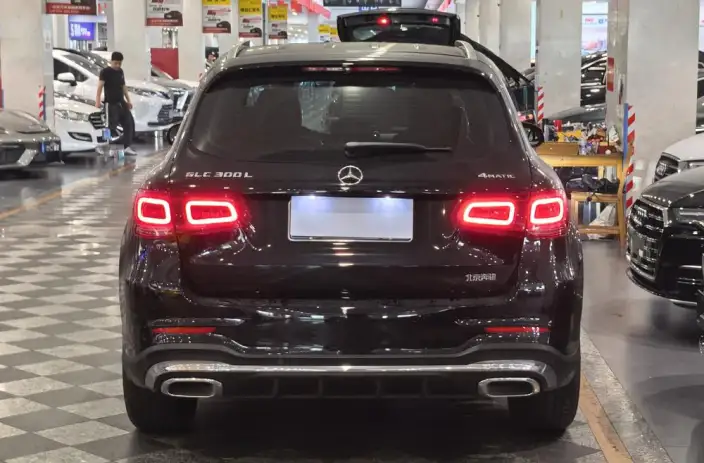 Mercedes-Benz GLC 2020 Model GLC 300 L 4MATIC Dynamic Model – фото 5