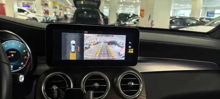 Mercedes-Benz GLC 2020 Model GLC 300 L 4MATIC Dynamic Model – фото 9