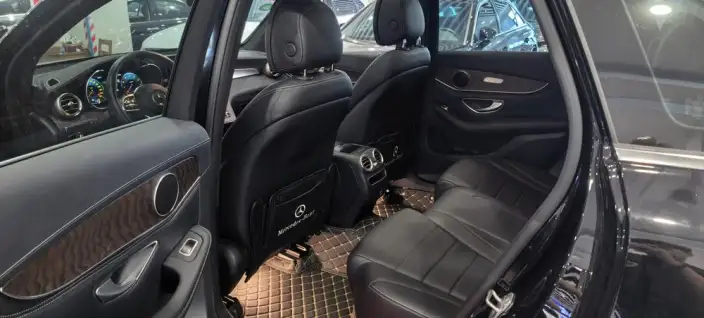 Mercedes-Benz GLC 2020 Model GLC 300 L 4MATIC Dynamic Model – фото 10