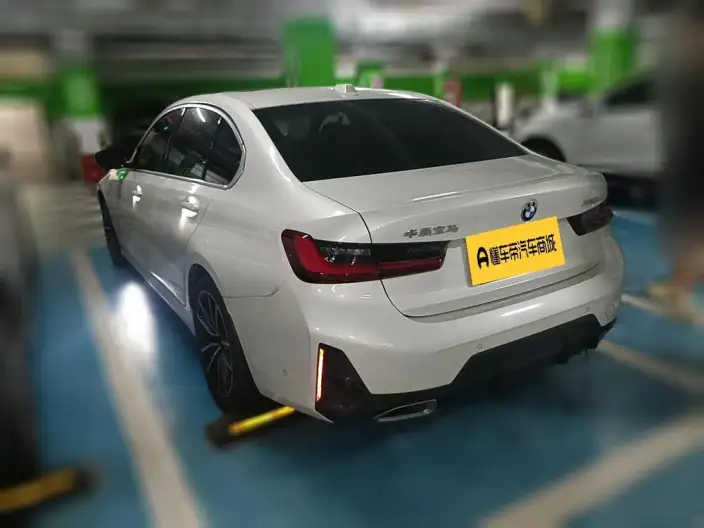 BMW 3 Series 2023 Model 325Li M Sports Set – фото 4