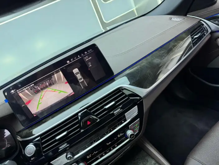 BMW 5 Series 2022 Model Facelift 525Li M Sports Set – фото 10