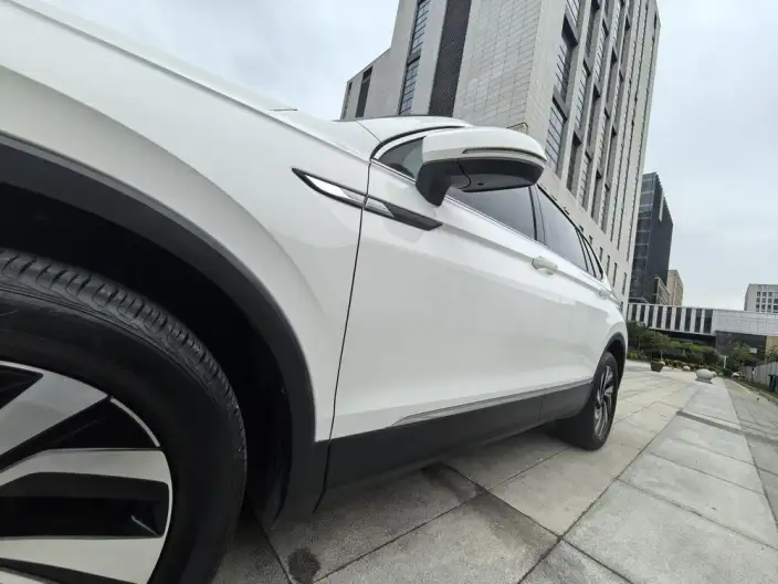 Volkswagen Tiguan L 2022 Model 330TSI Automatic 2WD Smart Edition – фото 8