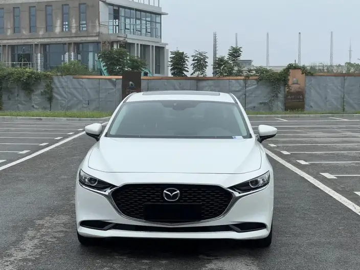 Mazda3 Axela 2020 Model 2.0L Automatic Zhi Ya Edition – фото 2