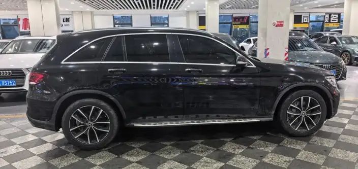 Mercedes-Benz GLC 2020 Model GLC 300 L 4MATIC Dynamic Model – фото 5