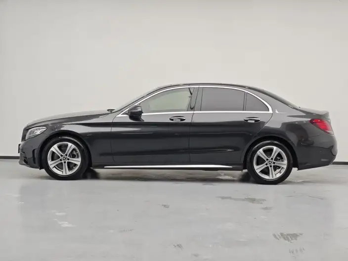 Mercedes-Benz C-Class 2021 Model C 260 L Sports Edition – фото 4