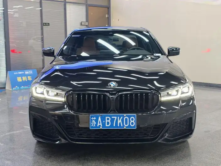 BMW 5 Series Imported 2022 Model Facelift II 530i M Sports Set – фото 2