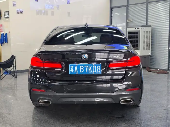BMW 5 Series Imported 2022 Model Facelift II 530i M Sports Set – фото 4