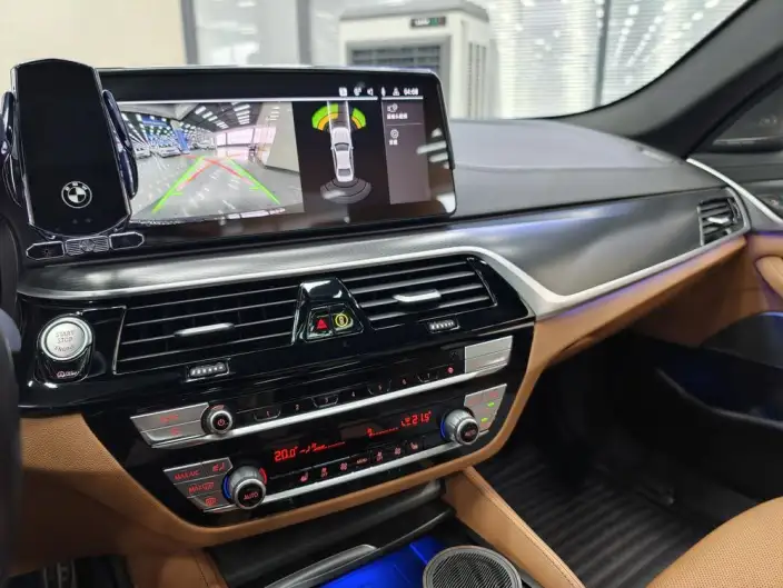 BMW 5 Series Imported 2022 Model Facelift II 530i M Sports Set – фото 5