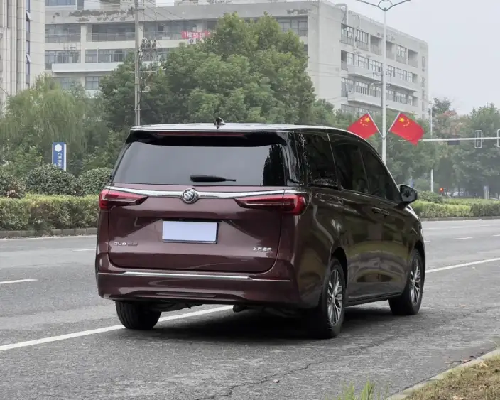 Buick GL8 2023 Model ES Luzun 2.0T Comfort Model – фото 5