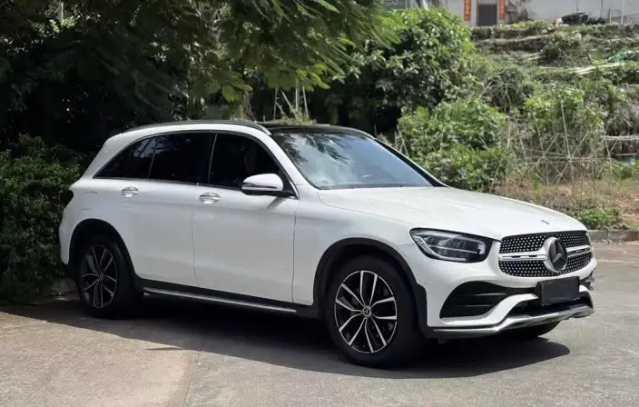 Mercedes-Benz GLC 2020 Model GLC 260 L 4MATIC Luxury Model – фото 2