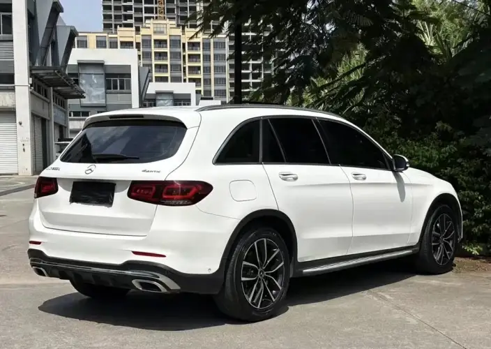 Mercedes-Benz GLC 2020 Model GLC 260 L 4MATIC Luxury Model – фото 4