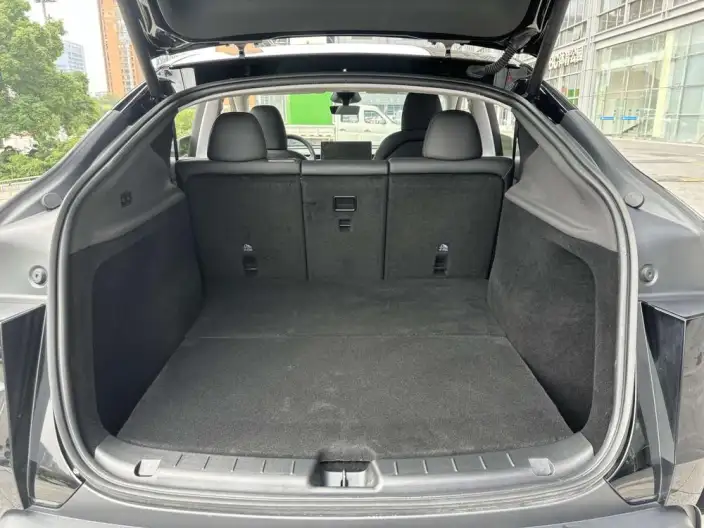 Model Y 2025 Model Rear-wheel drive version – фото 9
