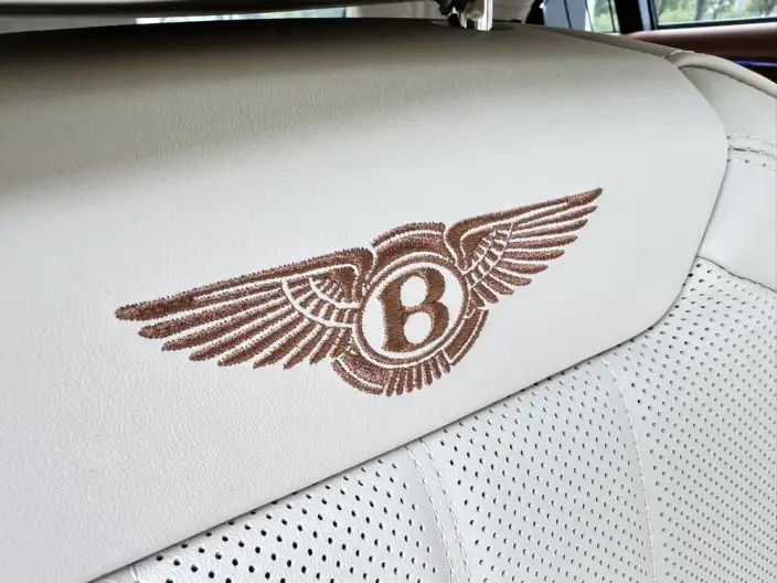 Bentley Flying Spur 2026 Model 4.0T V8 Standard Edition – фото 8