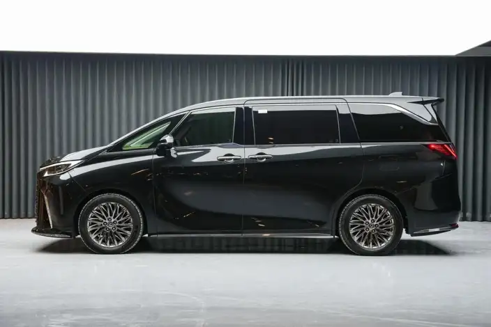 Lexus LM 2023 Model 500h DIRECT4 VI seat Respect Edition – фото 4