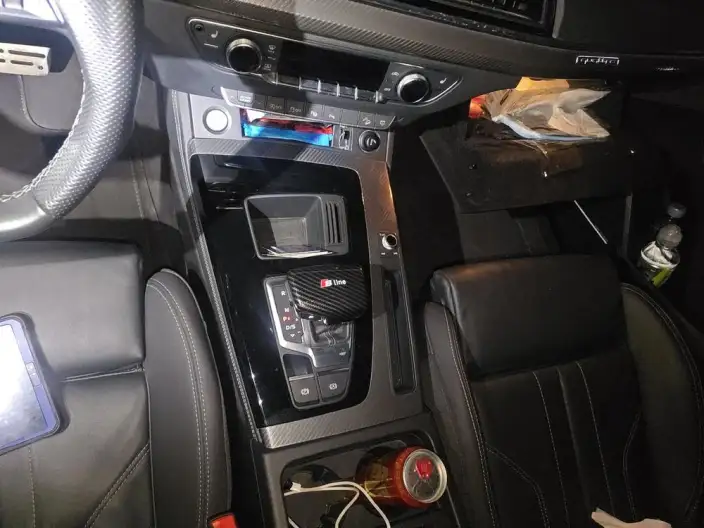 Audi Q5L 2021 Model 45 TFSI Luxury Dynamic Model – фото 9