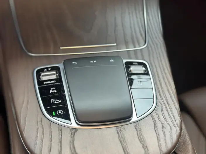 Mercedes-Benz E-Class 2021 Model Facelift E 260 L sedan – фото 7