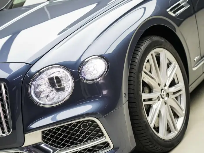 Continental Flying Spur 2020 Model 6.0T W12 Standard Edition – фото 6