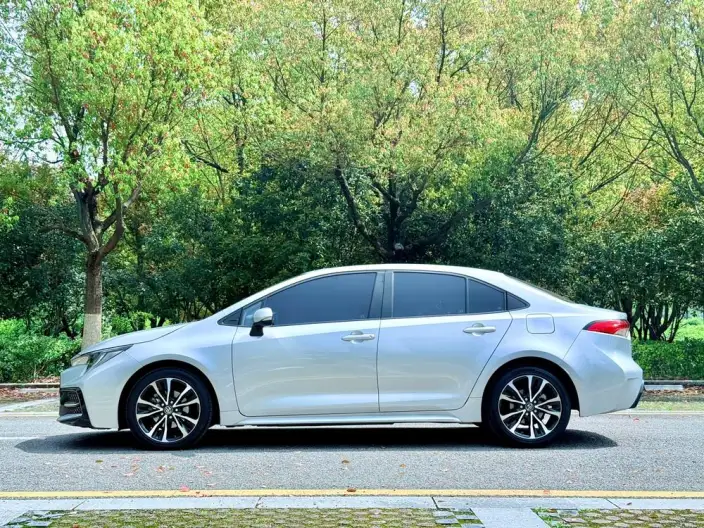 Toyota Levin 2021 Model 185T CVT Sports Edition – фото 4