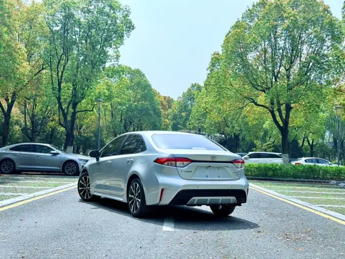 Toyota Levin 2021 Model 185T CVT Sports Edition – фото 5