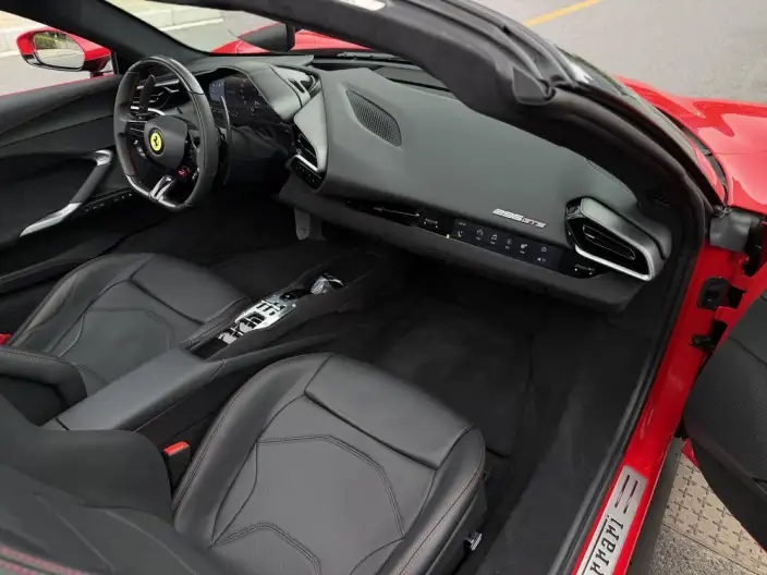 Ferrari 296 2022 Model 3.0T V6 GTS – фото 7