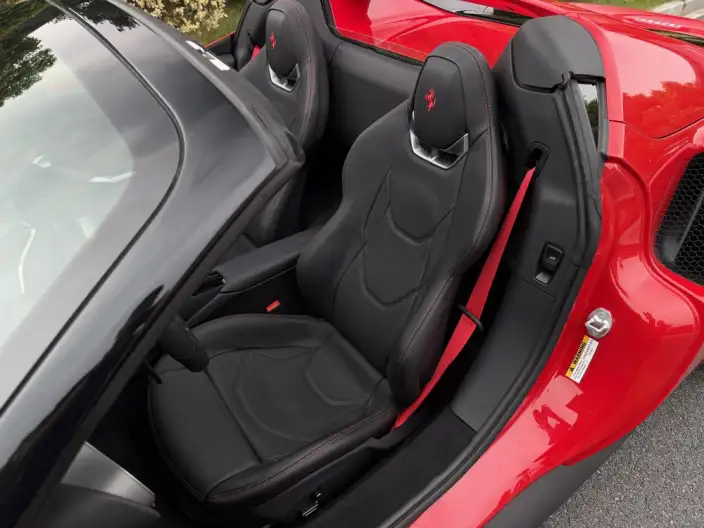 Ferrari 296 2022 Model 3.0T V6 GTS – фото 9