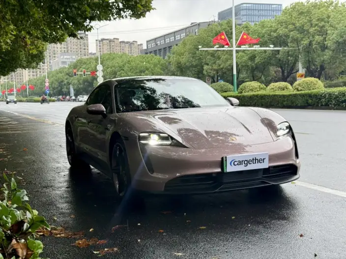 Taycan 2022 Model Facelift Taycan – фото 3