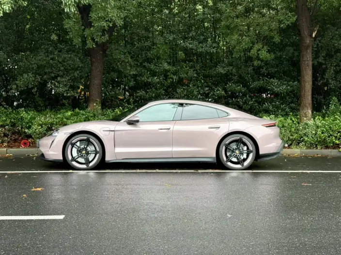 Taycan 2022 Model Facelift Taycan – фото 4