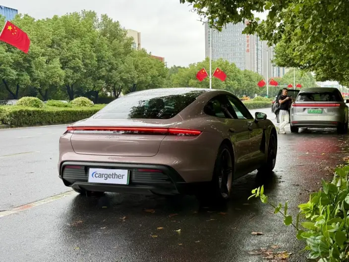 Taycan 2022 Model Facelift Taycan – фото 7