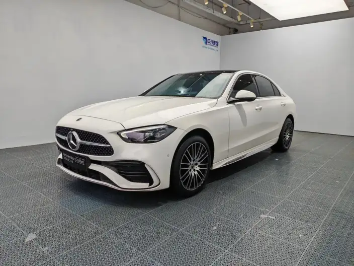 Mercedes-Benz C-Class 2024 Model C 260 L Sports Edition – фото 1