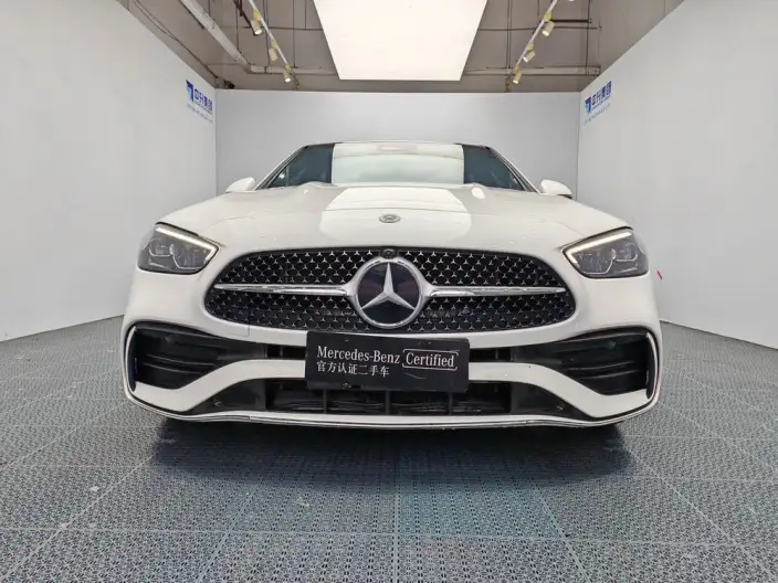 Mercedes-Benz C-Class 2024 Model C 260 L Sports Edition – фото 2
