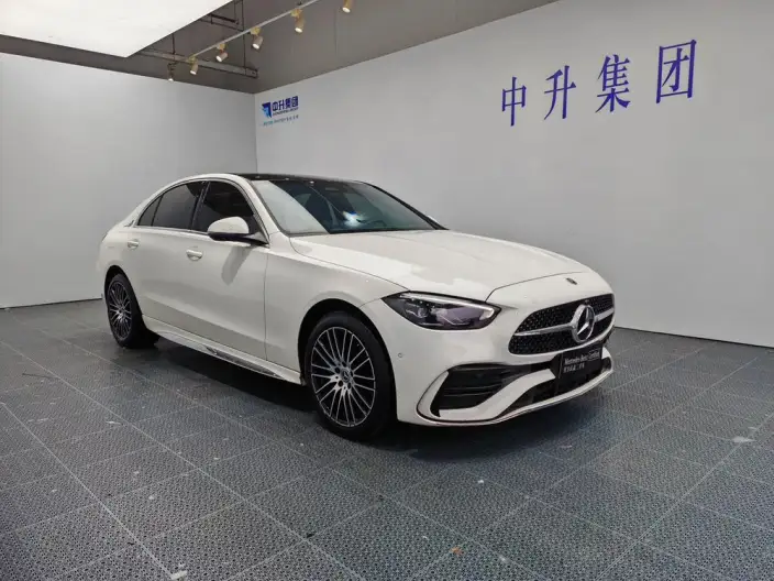 Mercedes-Benz C-Class 2024 Model C 260 L Sports Edition – фото 3
