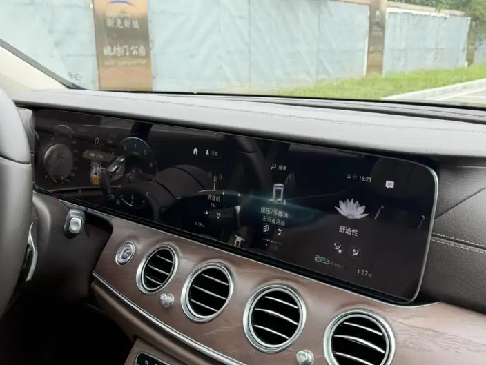 Mercedes-Benz E-Class 2021 Model E 300 L Fashion Model sedan – фото 7