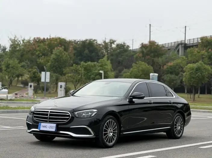 Mercedes-Benz E-Class 2022 Model E 260 L sedan