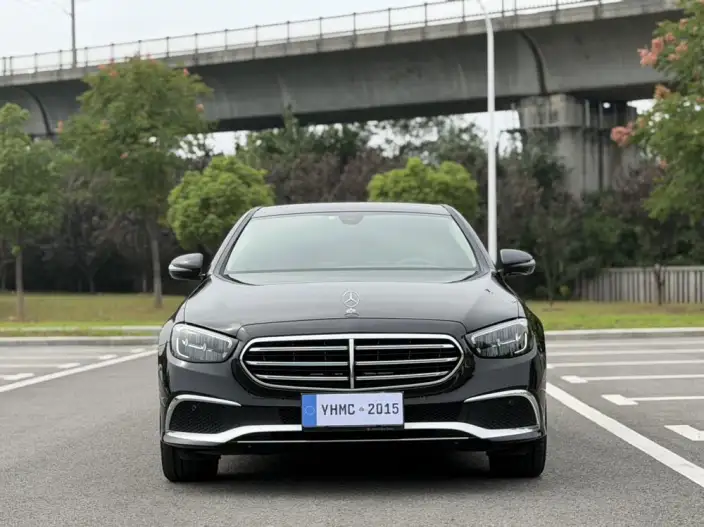 Mercedes-Benz E-Class 2022 Model E 260 L sedan