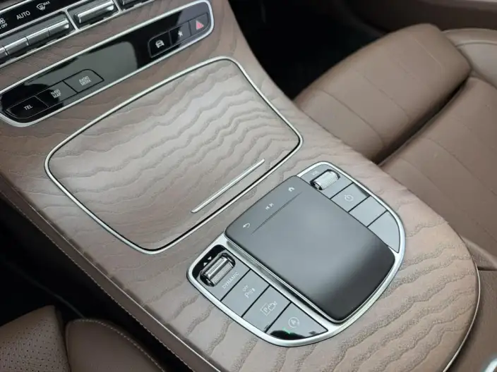 Mercedes-Benz E-Class 2022 Model E 260 L sedan – фото 10