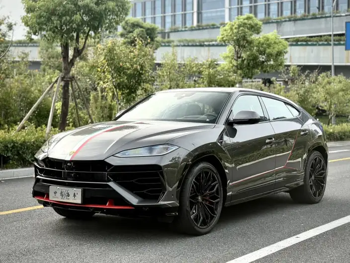 Urus SE 2026 Model 4.0T Standard Model