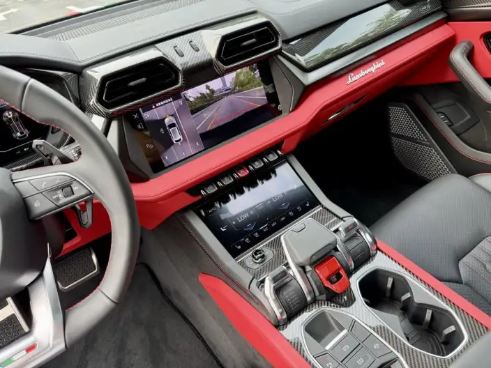 Urus SE 2026 Model 4.0T Standard Model – фото 10