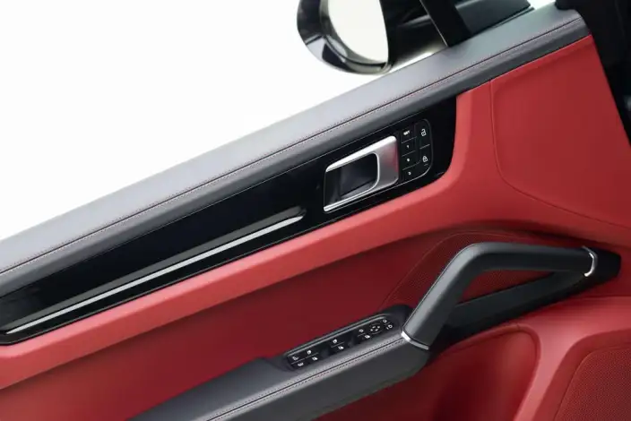 Cayenne E-Hybrid 2023 Model Cayenne E-Hybrid 2.0T – фото 6